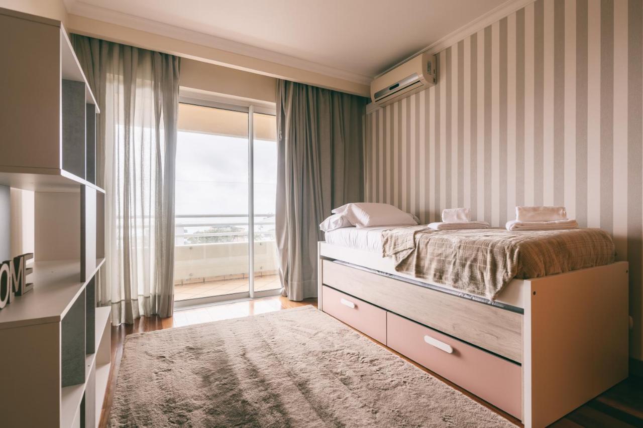 By The Sea II - Calmo Com Piscina E Vista Mar. Apartment ฟุงชาล ภายนอก รูปภาพ
